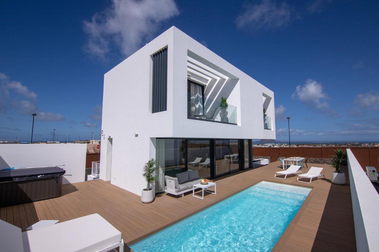 Villa Yolo Luxe Sur Private Pool Corralejo By Holidays Home Esterno foto